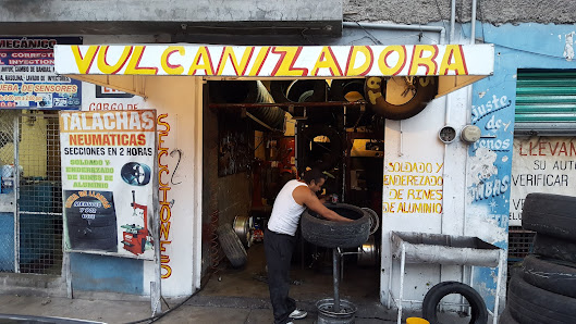 Vulcanizadora Tienda De Llantas Usadas